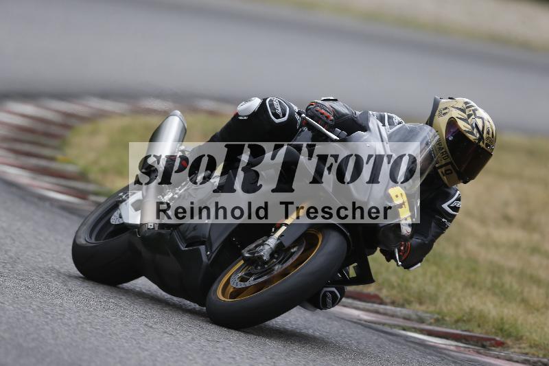 /32 07.07.2025 Plüss Moto Sport ADR/Freies Fahren/672